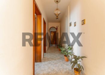 Hall / corridoio - Villa Contrada Laire
 
2, Alberobello - foto 31