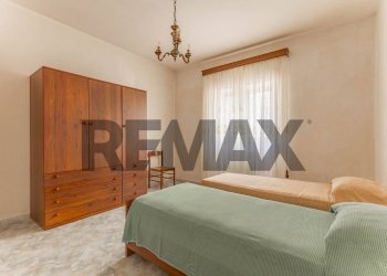 Camera / camera da letto - Villa Contrada Laire
 
2, Alberobello - foto 36