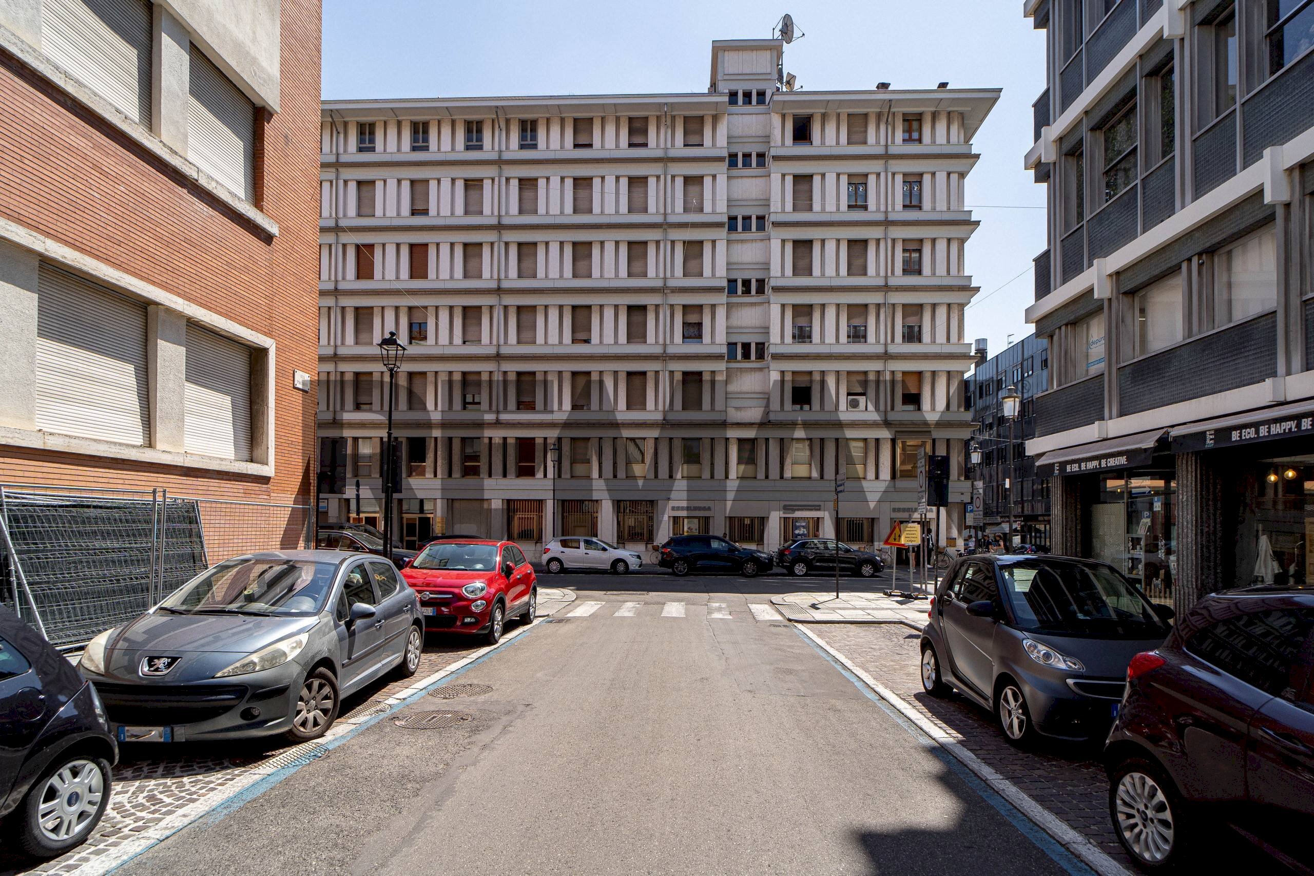 Edificio all\'aperto - Trilocale Via Giuseppe Verdi
 
9, Parma - foto 1