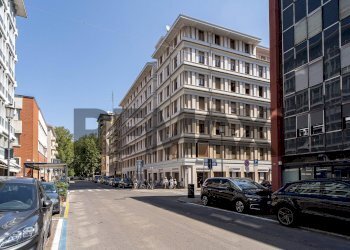 Edificio all\'aperto - Trilocale Via Giuseppe Verdi
9, Parma - foto 3