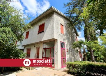 Foto 1 - Villa a Schiera Via XXV Aprile, Cerreto d'Esi - foto 1