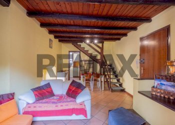 Soggiorno - Bilocale Via Traversa di Via Sempione
 
10, Lesa - foto 9