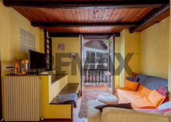 Soggiorno - Bilocale Via Traversa di Via Sempione
 
10, Lesa - foto 11