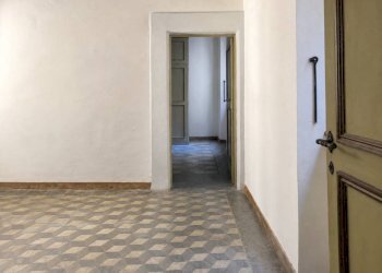 Interno palazzo - Quadrilocale via dei Banchi Nuovi, 5, Roma (zona Centro Storico) - foto 7