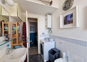 Bagno - Trilocale via Odoardo Ganduccio, 2, Genova (zona Nervi) - foto 10