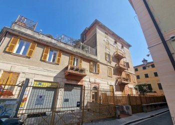 Facciata - Trilocale via Odoardo Ganduccio, 2, Genova (zona Nervi) - foto 14