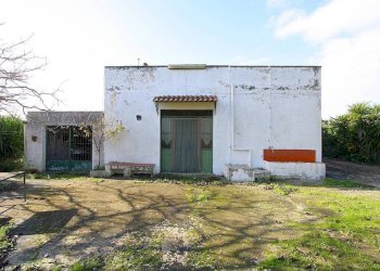 Facciata - Villa strada Comunale Antica d'Acquarica, Ruffano - photo 1