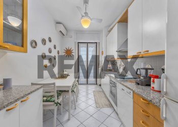Cucina - Trilocale Via De Antichi
 
8, Monza - foto 15