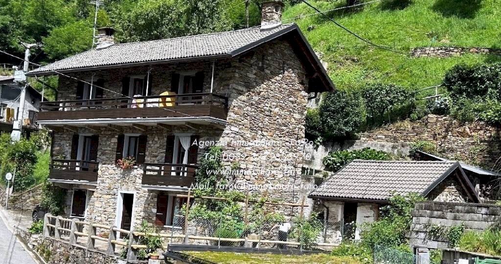 Facciata - Villa via Martiri, Valle Cannobina - foto 2