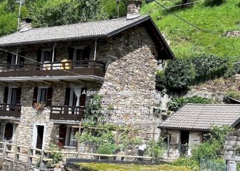 Facciata - Villa via Martiri, Valle Cannobina - foto 2