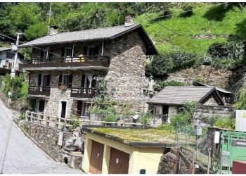 Facciata - Villa via Martiri, Valle Cannobina - foto 43