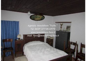 Camera da letto - Casa indipendente via Luigi Cadorna, 54, Aurano - foto 9