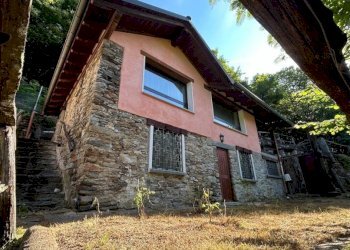 Facciata - Casa indipendente via Brandibella, 2, Valle Cannobina - foto 1