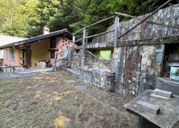 Giardino - Casa indipendente via Brandibella, 2, Valle Cannobina - foto 11