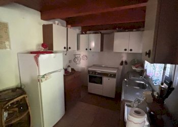 Cucina - Casa indipendente via Brandibella, 2, Valle Cannobina - foto 18