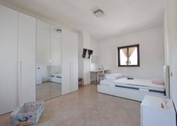 Camera da letto - Casa indipendente strada Rifreddo, Mondovì - foto 16