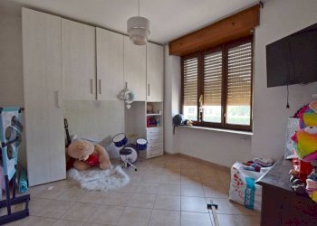 Camera da letto - Casa indipendente strada Rifreddo, Mondovì - foto 19