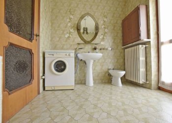 Bagno - Casa indipendente via Giuseppe Bessone, 14, Villanova Mondovì - foto 22