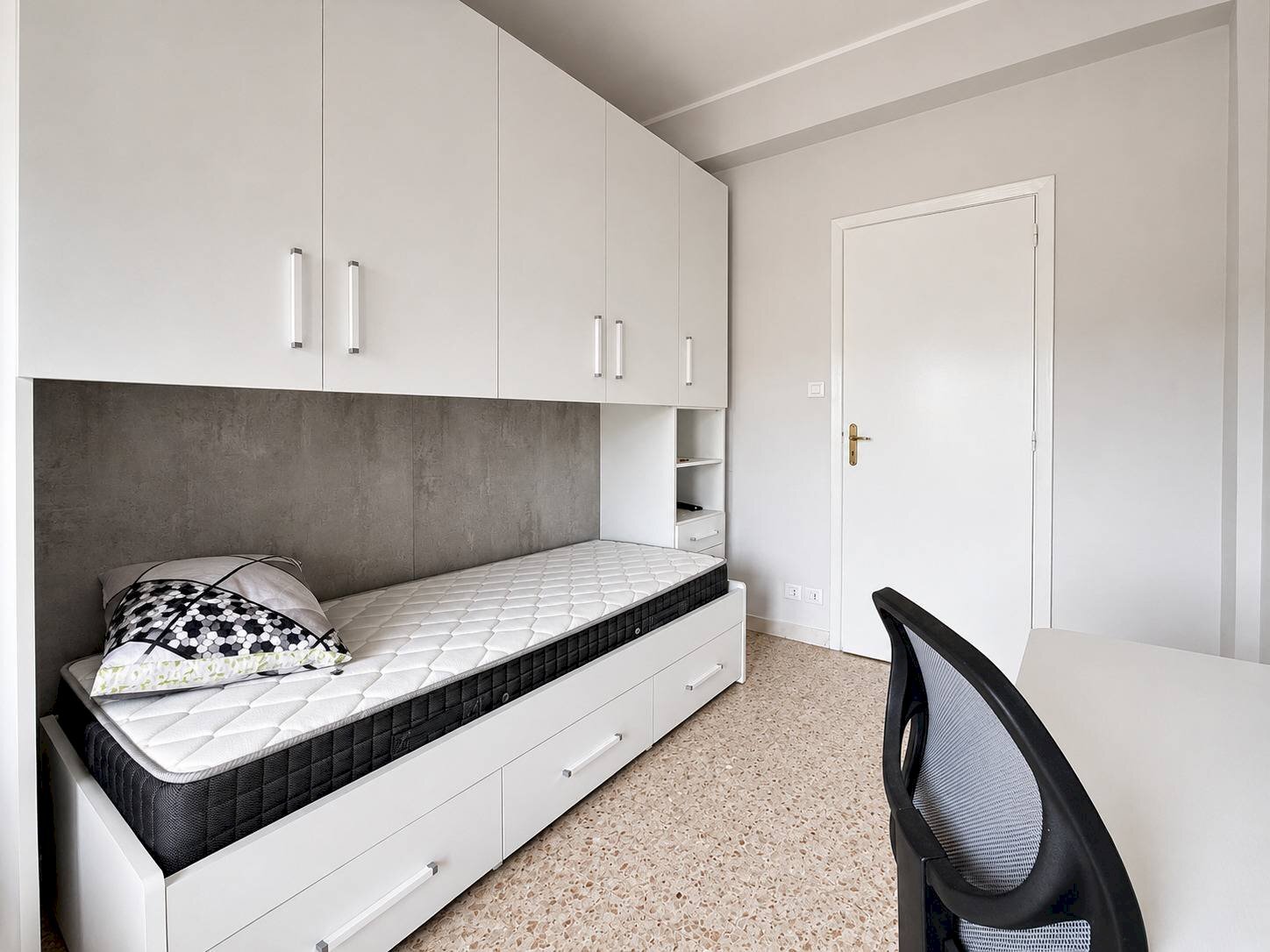 Foto 1 - Terreno non edificabile Via Antonio Forni
 
19, Catanzaro - foto 1
