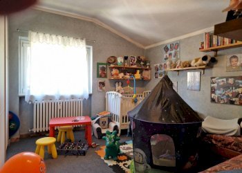 Camera da letto - Trilocale via Giacomo Matteotti, 26, Casciago - foto 11