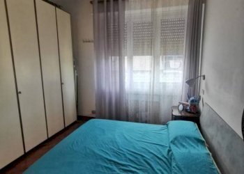 Camera da letto - Two-room apartment Genova (neighborhood Quarto) - photo 7
