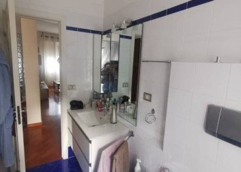 Bagno - Two-room apartment Genova (neighborhood Quarto) - photo 12