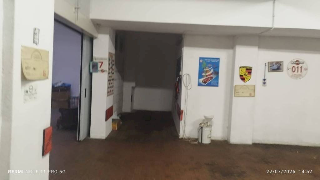 Magazzino - Box Mura di San Bernardino, Genova (neighborhood Staglieno) - photo 3