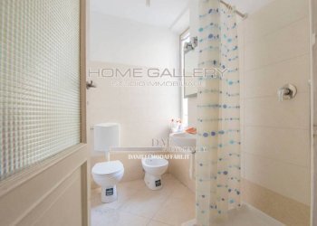 Bagno - Three-room apartment corso Alessandro De Stefanis, 12, Genova (neighborhood Marassi) - photo 17