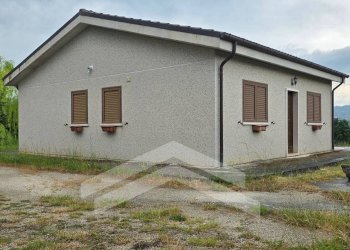 Foto 1 - Villa C.da Sant'Andrea
 
Snc, Gildone - photo 1