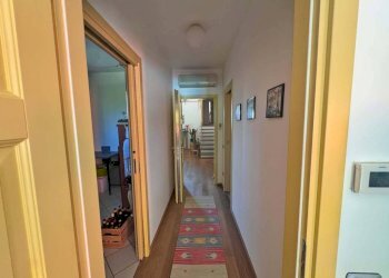 Corridoio - Villa via Giuseppe Civetta, Santo Stefano Belbo - photo 21
