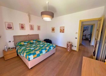 Camera da letto - Villa via Giuseppe Civetta, Santo Stefano Belbo - photo 27