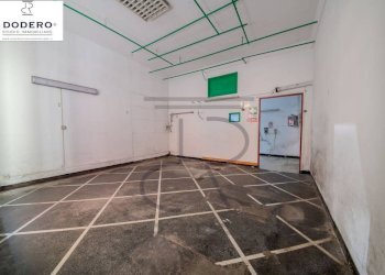 Negozio via Marco Sala, Genova (zona Nervi) - foto 2