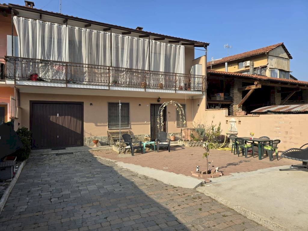 Facciata - Villa Frazione Rossi, Sommariva Perno - photo 3