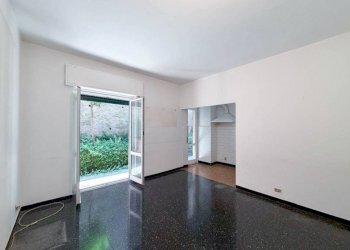 Soggiorno - Trilocale via Federico Donaver, Genova (zona Marassi) - foto 3
