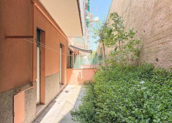 Terrazzo - Trilocale via Federico Donaver, Genova (zona Marassi) - foto 10