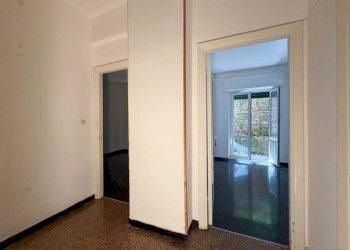 Ingresso - Three-room apartment via Federico Donaver, Genova (neighborhood Marassi) - photo 17