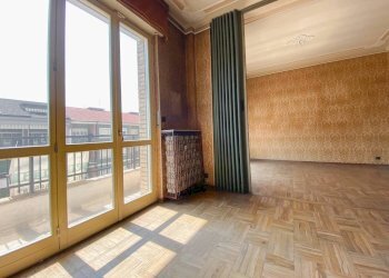 Salone - Appartamento corso Nizza, 72, Cuneo (zona Donatello) - foto 1