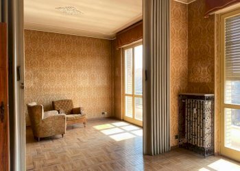 Salone - Appartamento corso Nizza, 72, Cuneo (zona Donatello) - foto 4