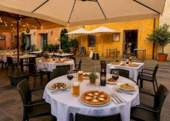 Zona - Ristorante piazza San Domenico, Albenga - foto 2