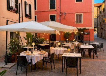 Zona - Ristorante piazza San Domenico, Albenga - foto 3