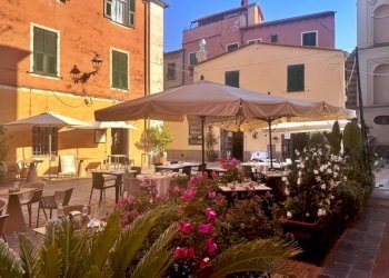 Zona - Ristorante piazza San Domenico, Albenga - foto 4