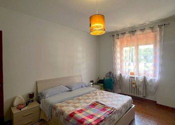 Camera da letto - Trilocale via Brigata Taurinense, 6, Luserna San Giovanni - foto 10