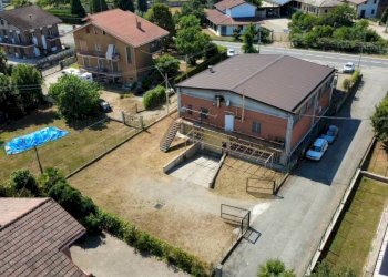 Facciata - Capannone Stradale Pinerolo, 58, Bricherasio - foto 2