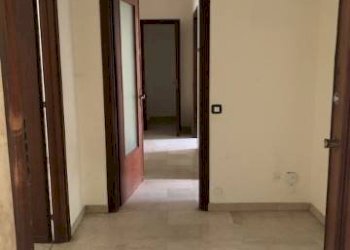 Corridoio - Three-room apartment Alessandria - photo 1