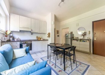 Soggiorno 4. - Bilocale viale Beata Vergine del Carmelo, Roma (zona Mostacciano) - foto 4