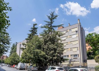 Facciata 4. - Bilocale viale Beata Vergine del Carmelo, Roma (zona Mostacciano) - foto 24