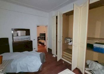 Camera da letto - Appartamento all'asta salita di San Nicolosio, 8, Genova (zona Principe) - foto 7