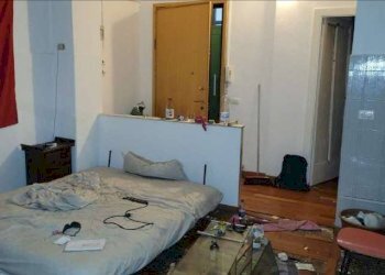 Camera da letto - Appartamento all'asta salita di San Nicolosio, 8, Genova (zona Principe) - foto 10