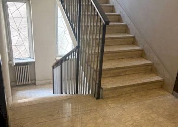 Scala - Trilocale via Monte Ortigara, 34, Torino (zona Pozzo Strada) - foto 8