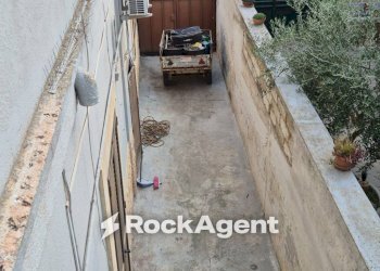Cortile interno - Casa indipendente via Casina di Dentro, 3, Bitonto - foto 22